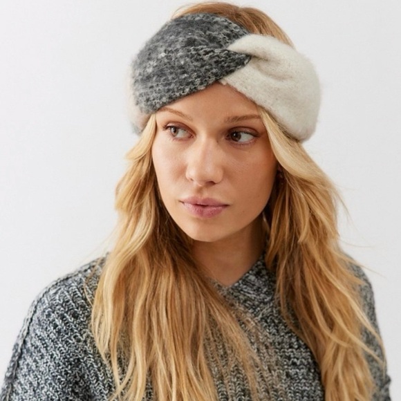 Urban Outfitters Gabby Twist Knit Headband In White & Grey NWT - Picture 2 of 9